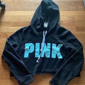 VS Victoria’s Secret PINK cropped hoodie